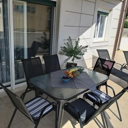 3 Bedroom Apartment With Terrace And Free Parking Split Eksteriør bilde