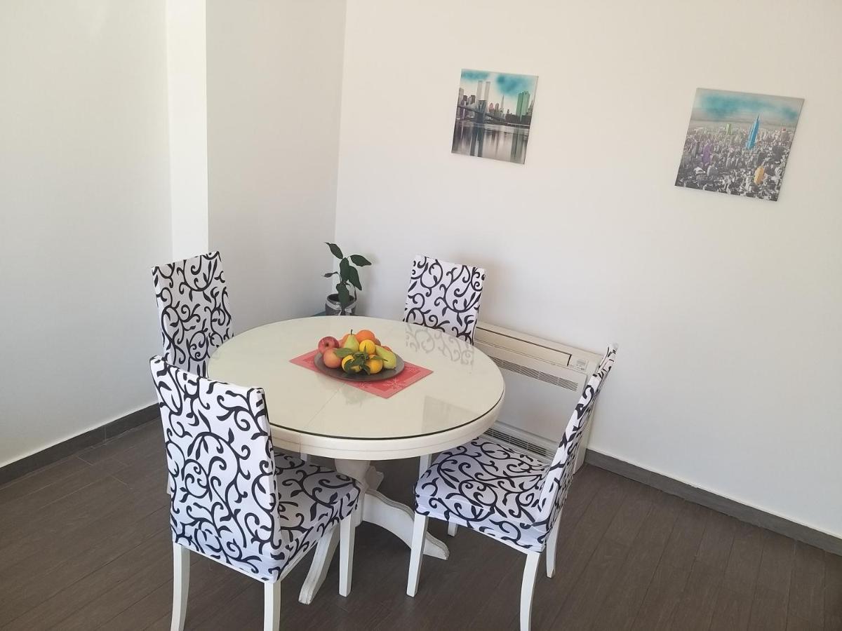 3 Bedroom Apartment With Terrace And Free Parking Split Eksteriør bilde